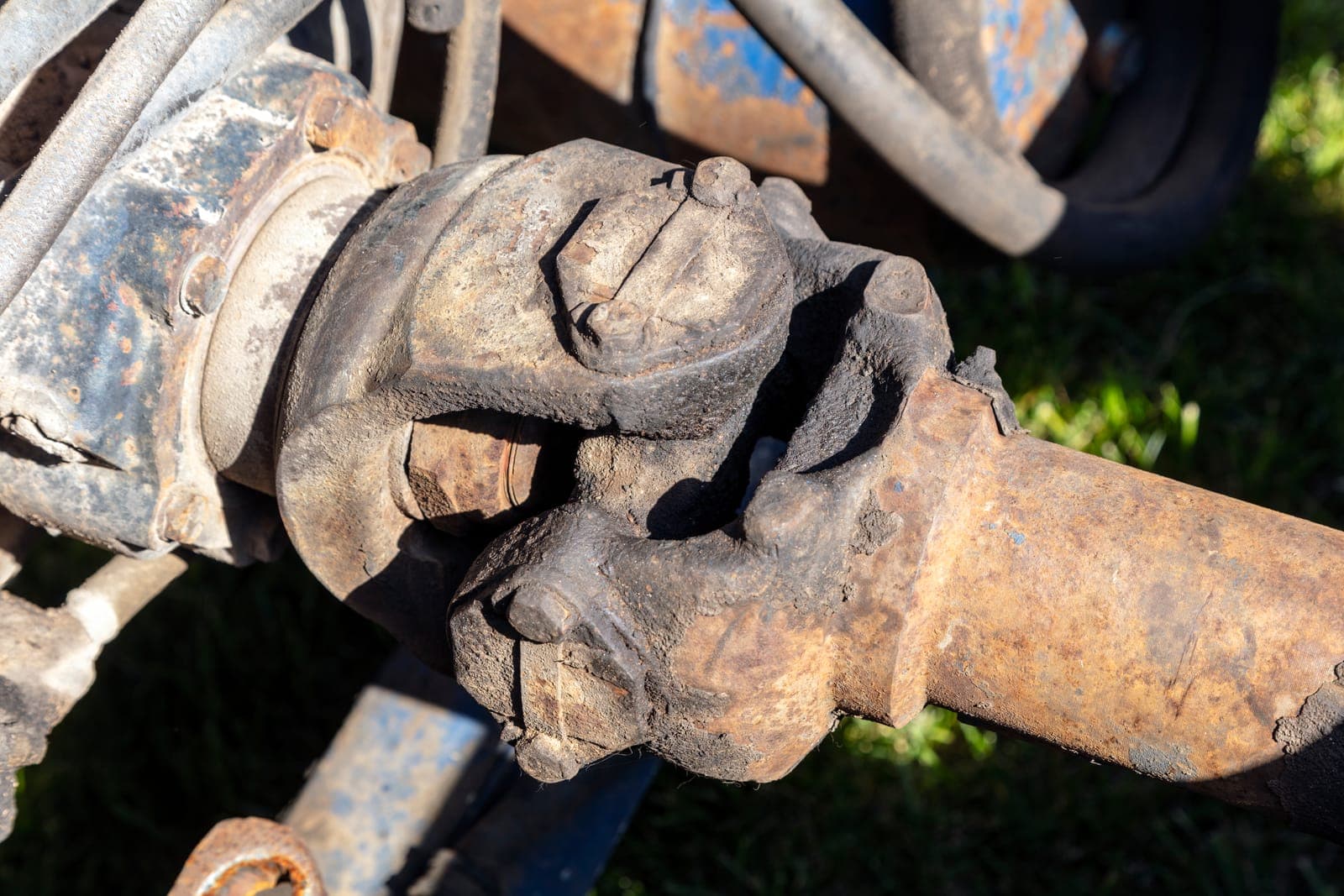 A Universal joint, photographed for identification practice